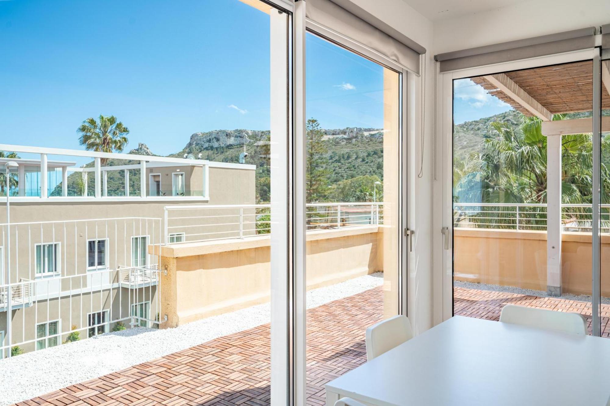 Terrazza Sella Del Diavolo - Vista Mare - Wifi Ac Apartment Cagliari Exterior photo